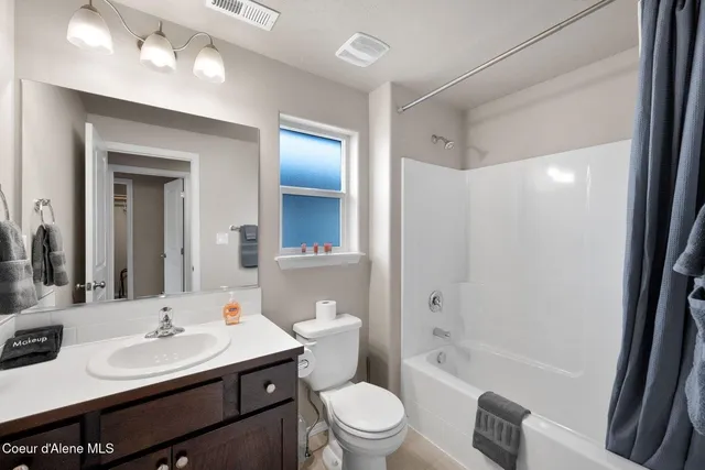 $549,000 | 116 Dustarr Lane, Unit PONDERAY, Ponderay, ID 83852