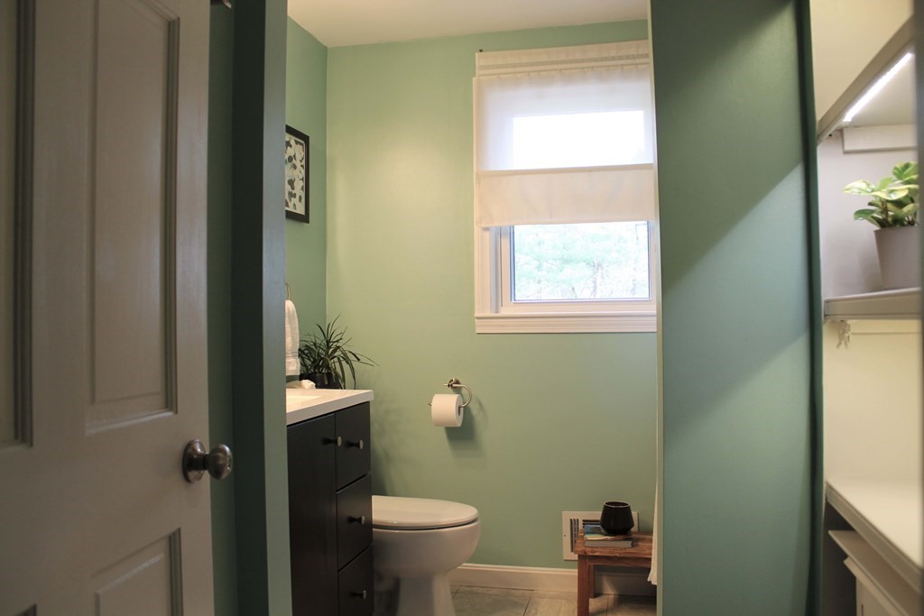 76 Gregory Road Holliston, MA 01746 - Photo 22 of 27 Gallery Image 22