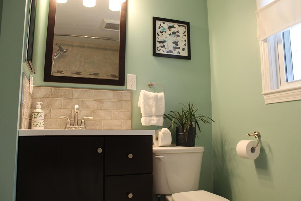 76 Gregory Road Holliston, MA 01746 - Photo 23 of 27 Gallery Image 23