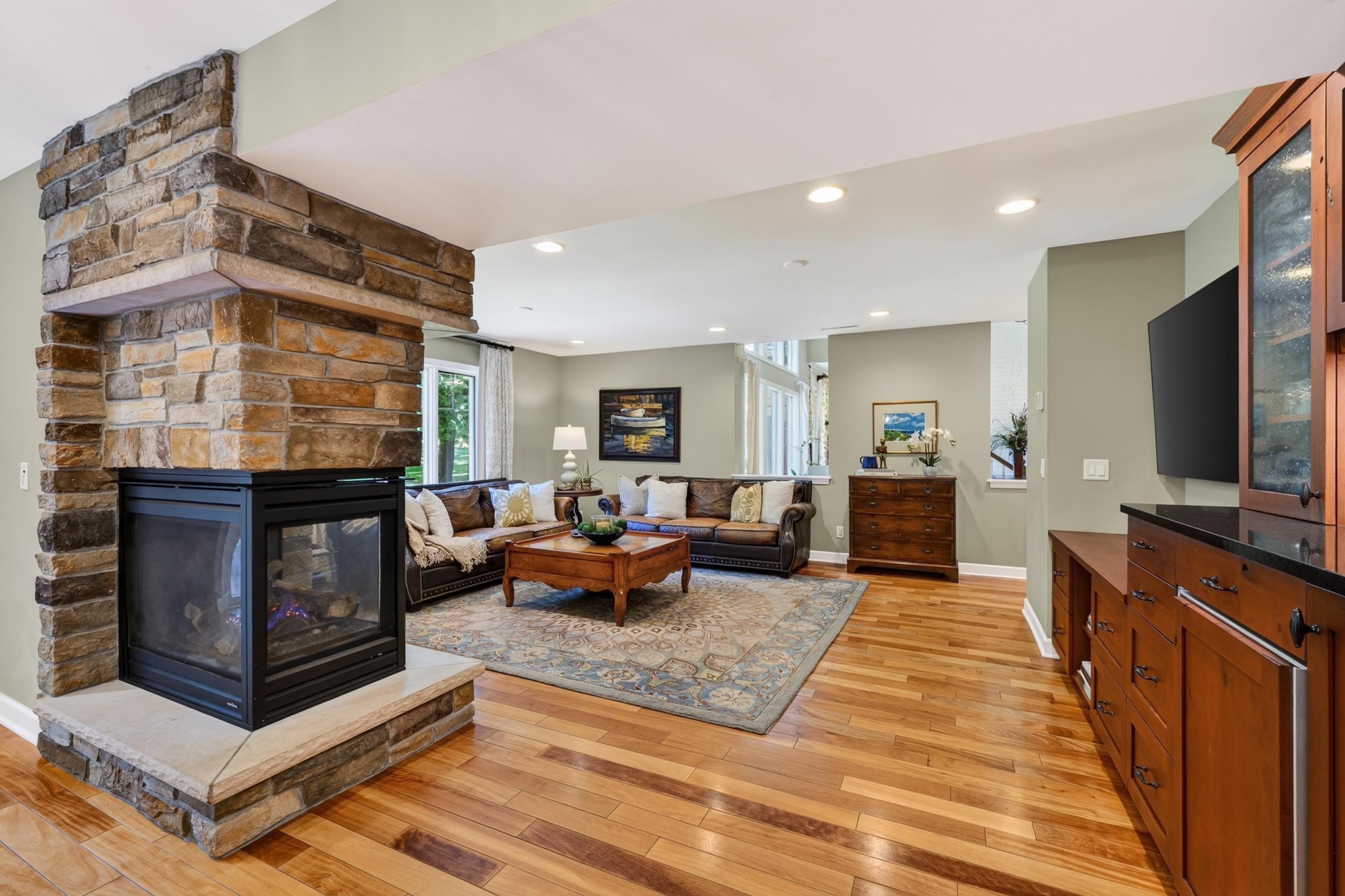 4607 Sumac Road Middleton, WI 53562 - Photo 4 of 72