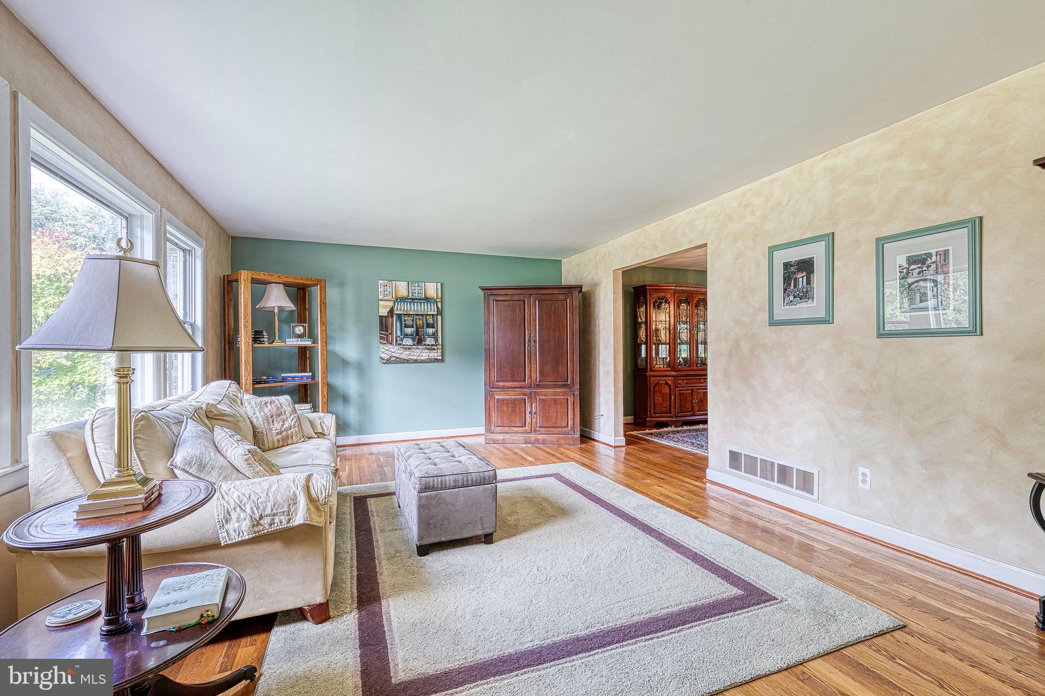 203 Brightdale Road Lutherville-Timonium, MD 21093 - Photo 2 of 41