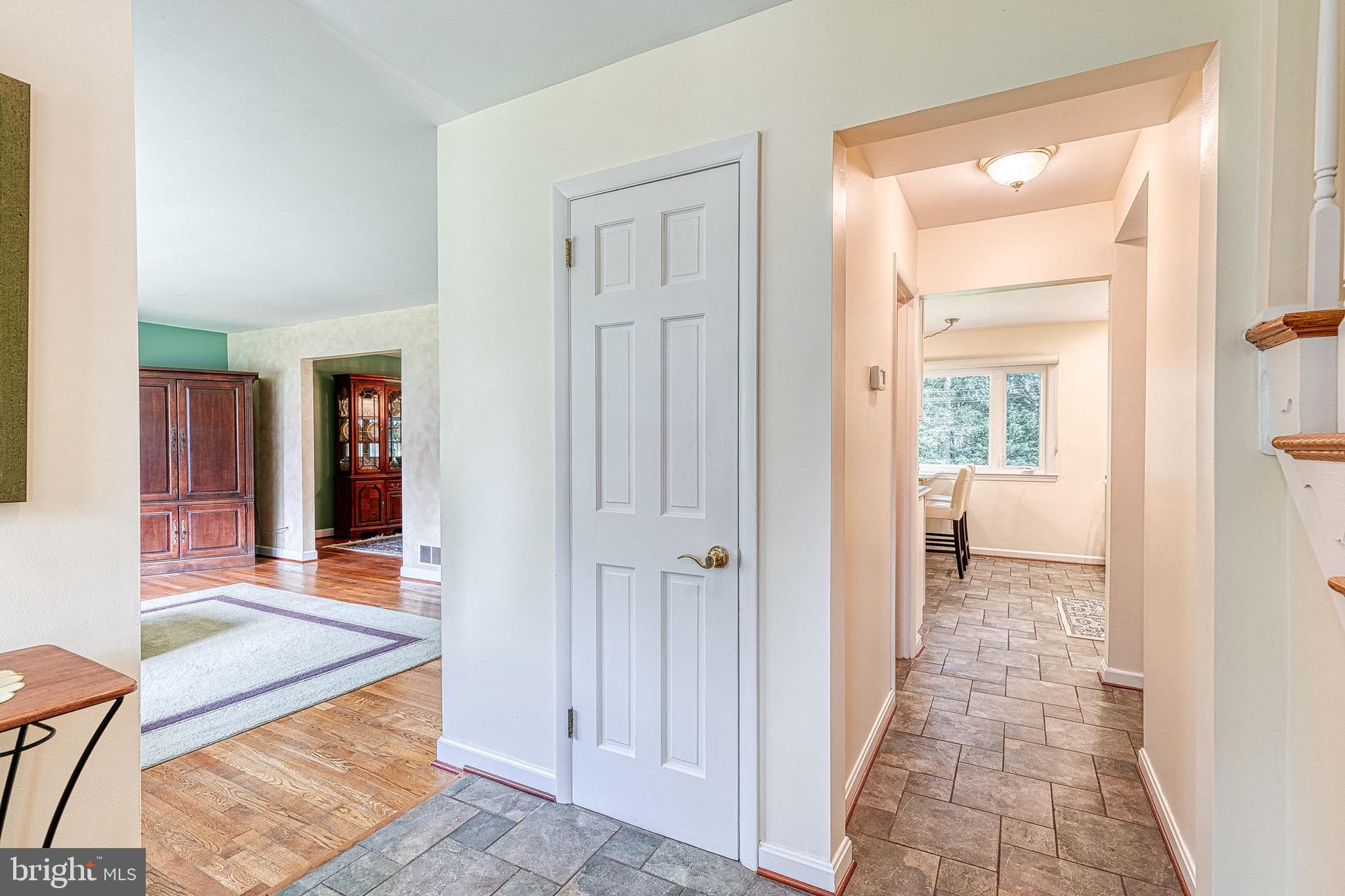 203 Brightdale Road Lutherville-Timonium, MD 21093 - Photo 8 of 41