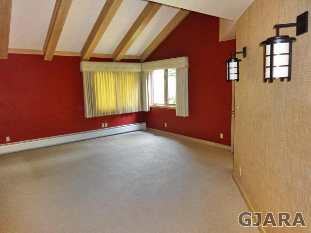 855 25 Road Grand Junction, CO 81505 - Photo 28 of 41 an empty room with windows