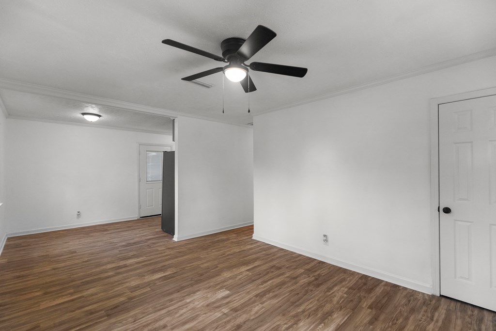 1305 Conti Road Dothan, AL 36301 - Photo 16 of 21