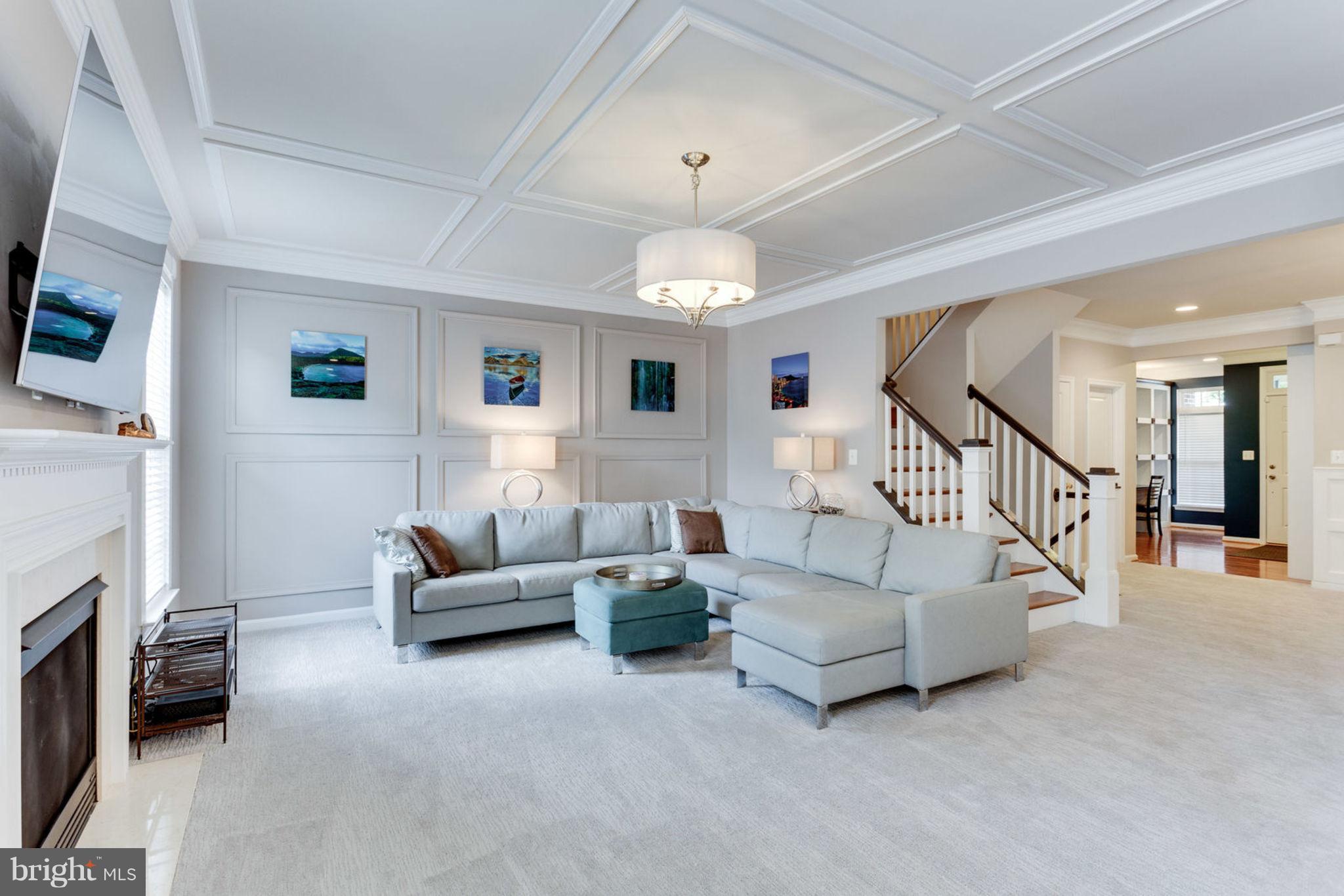 9195 Ribbon Falls Loop Bristow, VA 20136 - Photo 7 of 30 Family Room