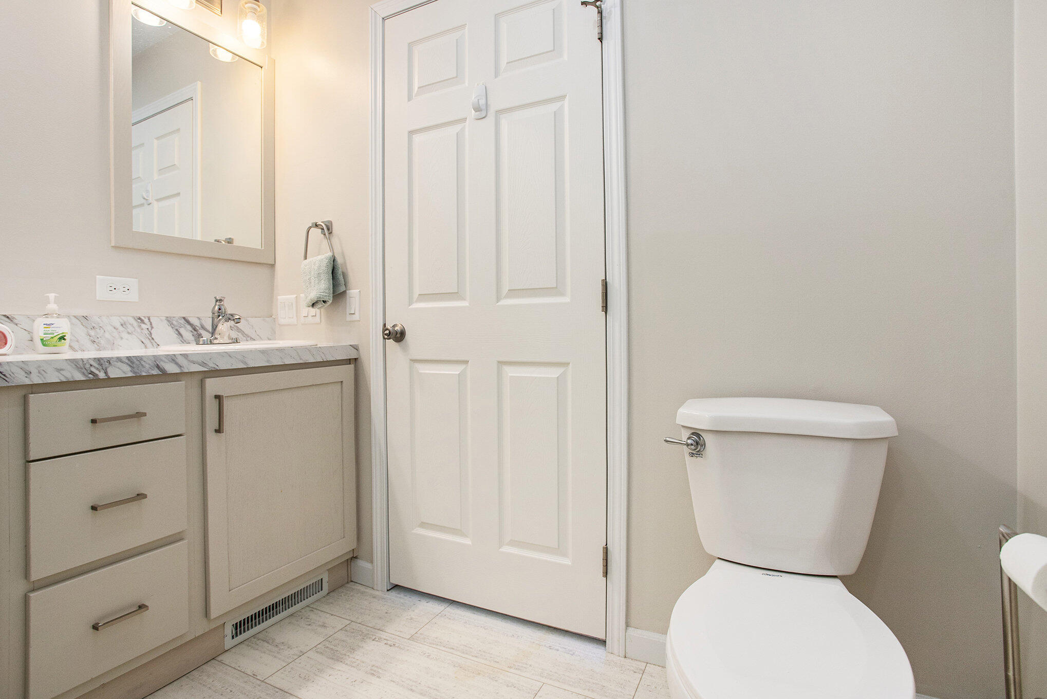 52199 Nancy Lane Three Rivers, MI 49093 - Photo 14 of 28 012_file_401