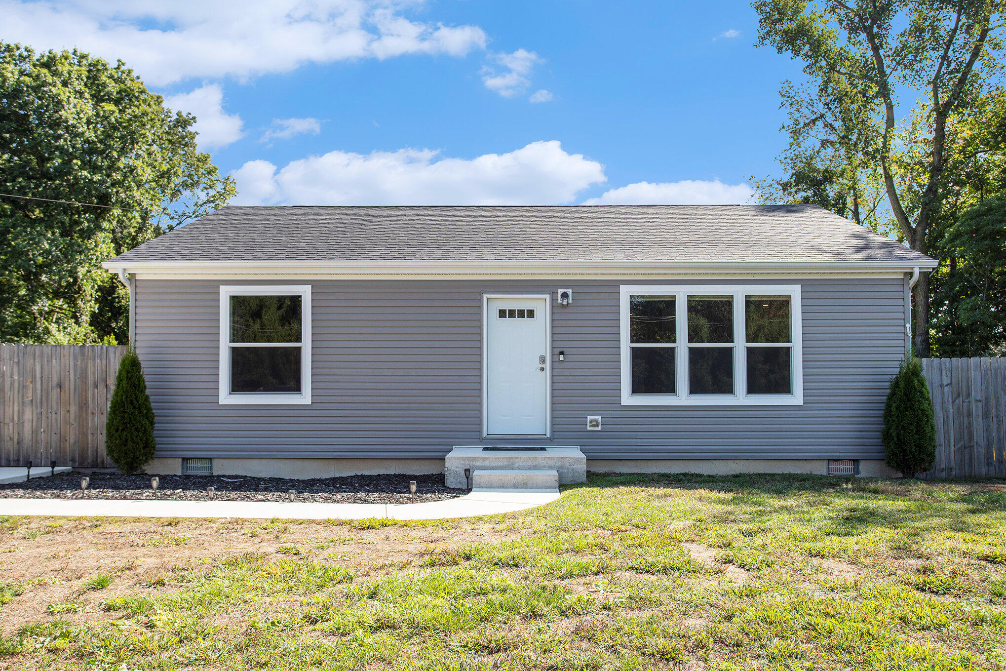 52199 Nancy Lane Three Rivers, MI 49093 - Photo 3 of 28 003_file_550