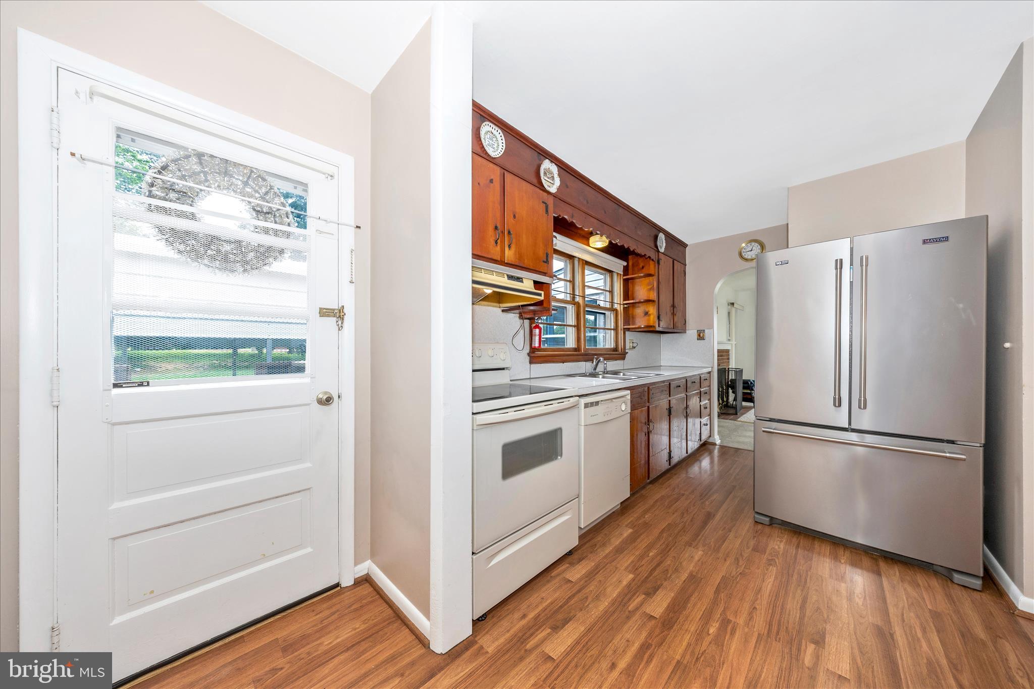 17534 Lincolnshire Road Hagerstown, MD 21740 - Photo 11 of 50 Kitchen