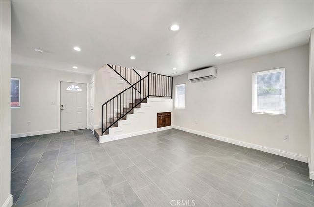 $4,200 | 5026 Varna Avenue, Sherman Oaks, CA 91423