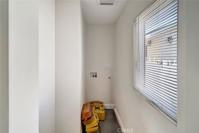 $4,200 | 5026 Varna Avenue, Sherman Oaks, CA 91423