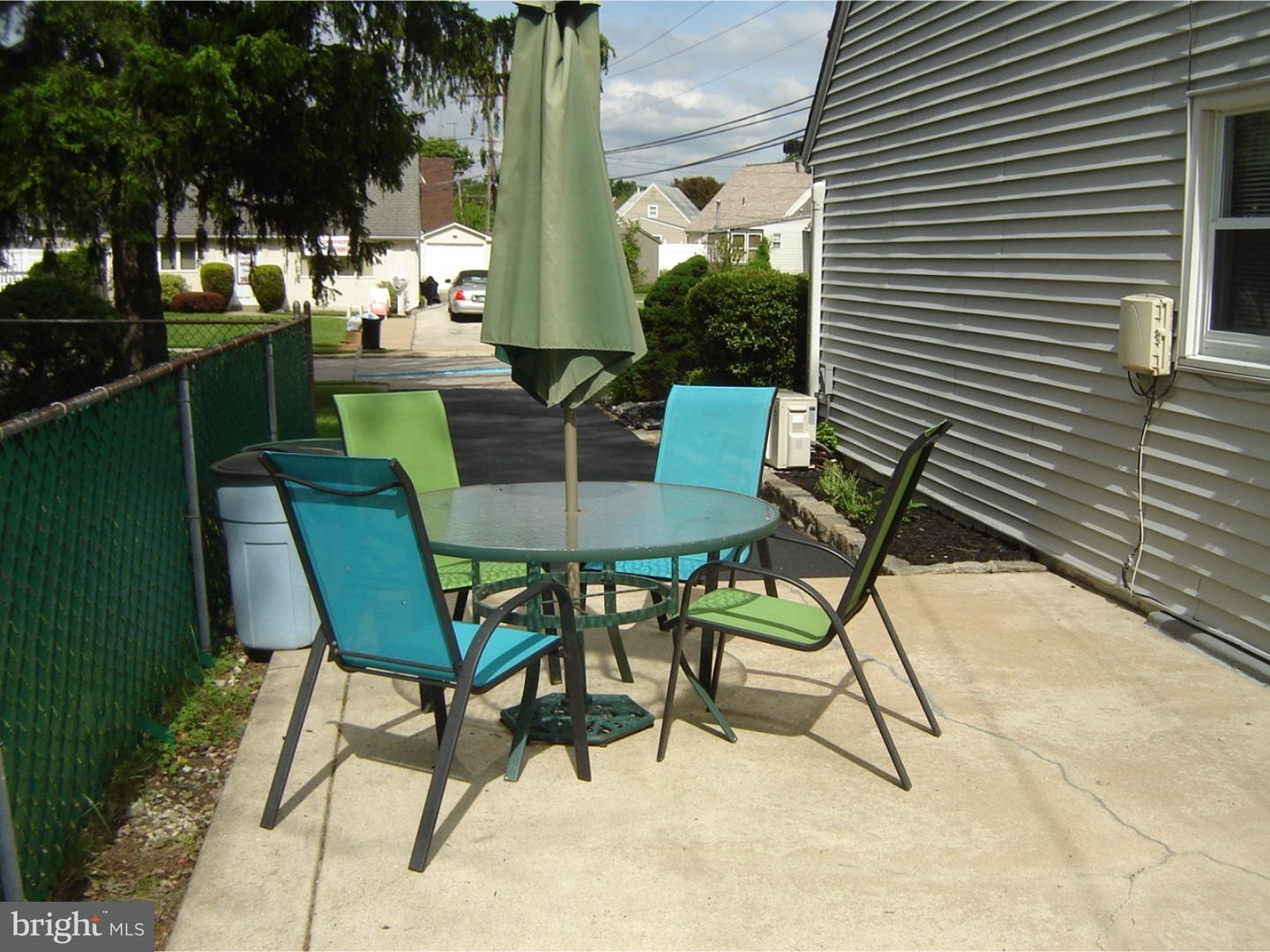 2386 Chipmunk Lane Secane, PA 19018 - Photo 11 of 11 Patio