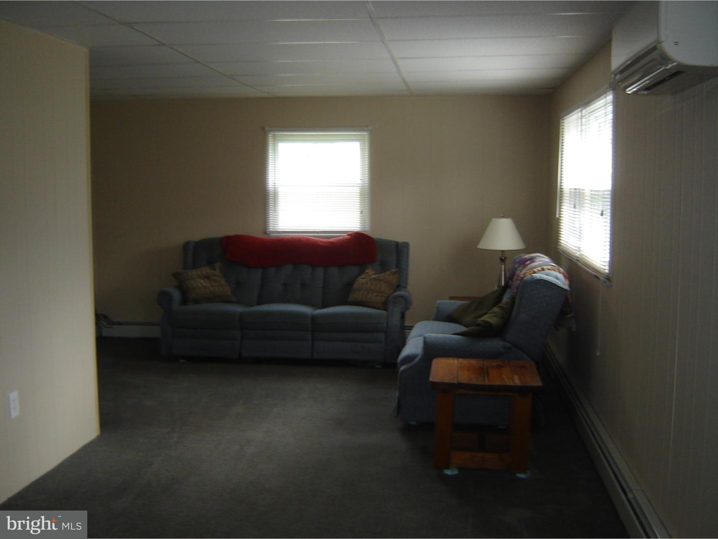 2386 Chipmunk Lane Secane, PA 19018 - Photo 9 of 11 Family Room