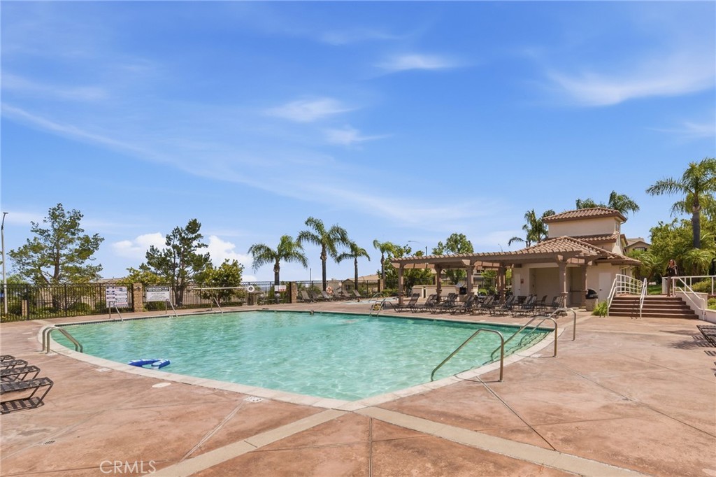 11515 Venezia Way Porter Ranch, CA 91326 - Photo 36 of 41 Community Pool area