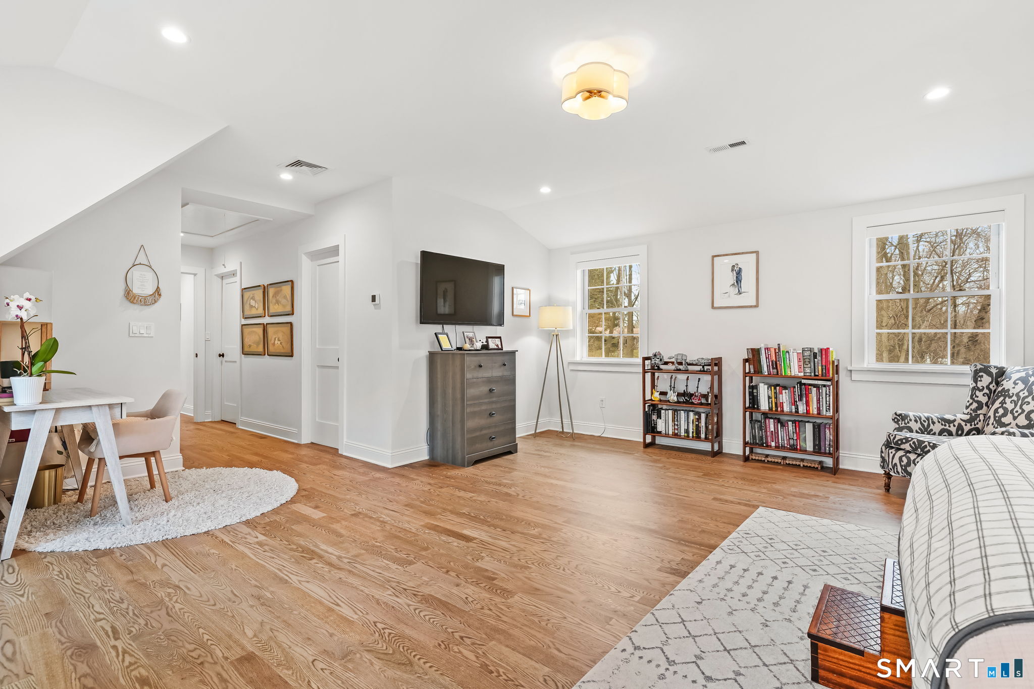 153 North Street Trumbull, CT 06611 - Photo 22 of 27