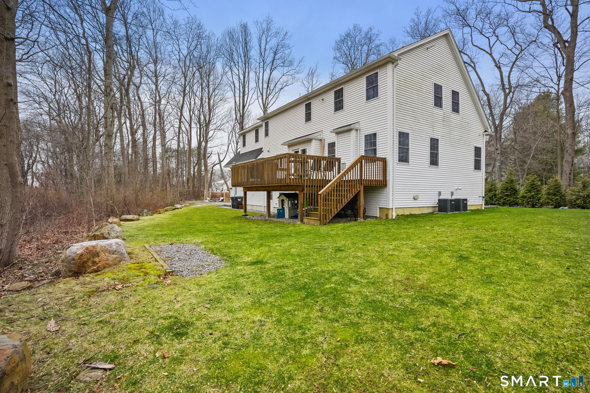 153 North Street Trumbull, CT 06611 - Photo 26 of 27