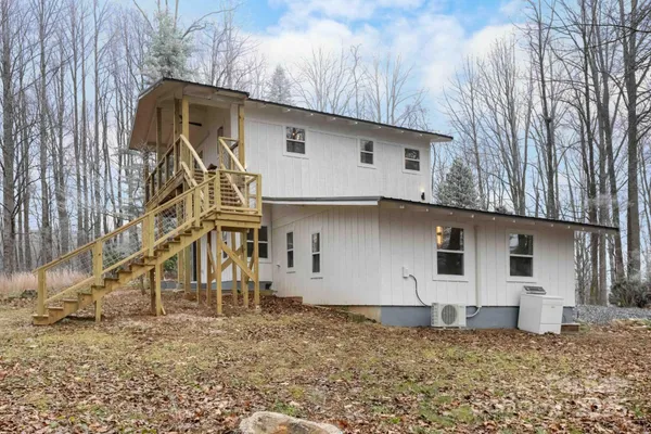 $445,000 | 124 Glad Tidings Lane, Sylva, NC 28779