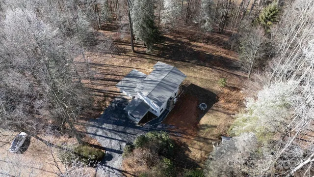 a view of outside area