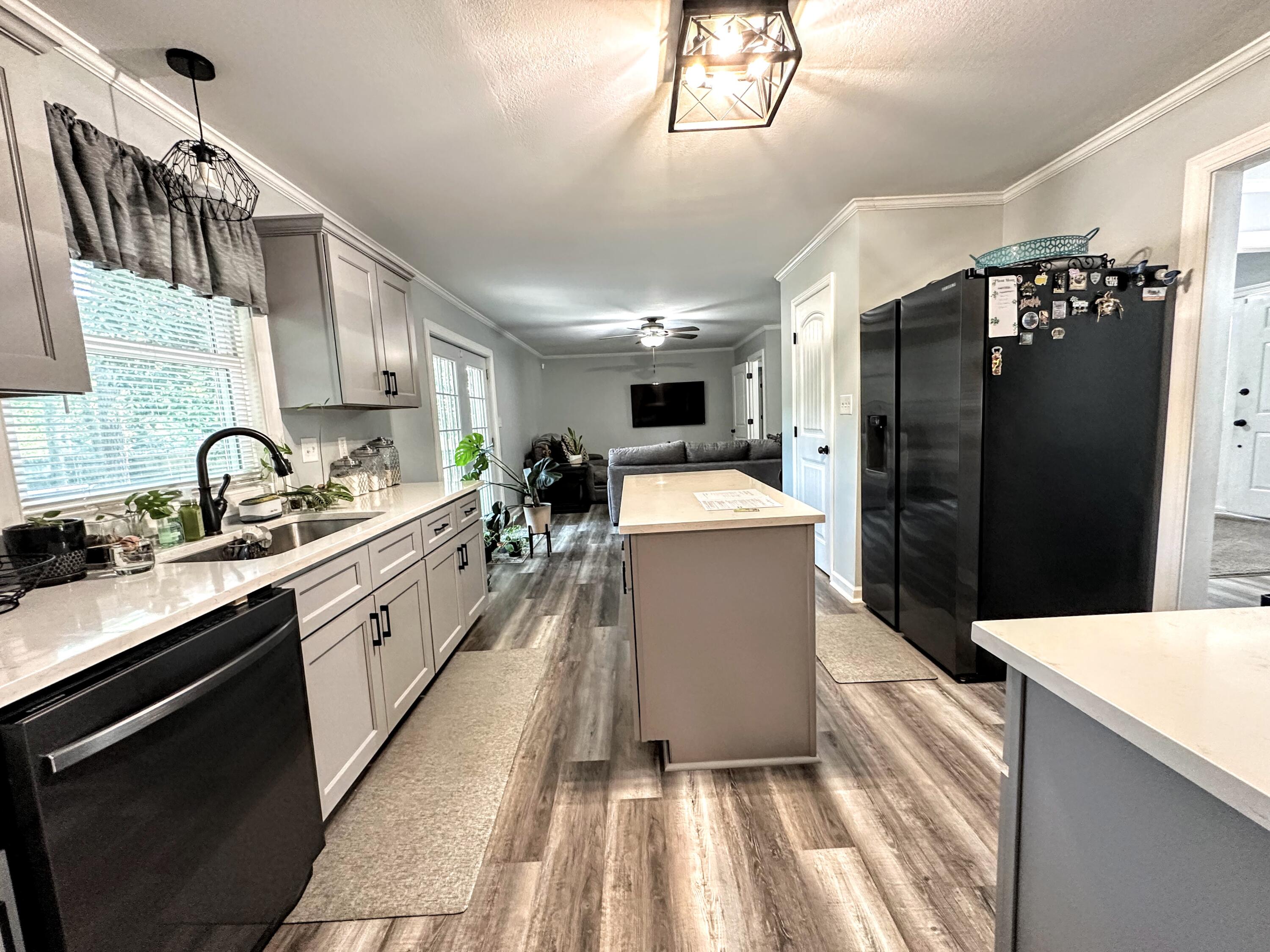 1735 Goshen Road Augusta, GA 30906 - Photo 16 of 41 Fully updated with Island and pantry