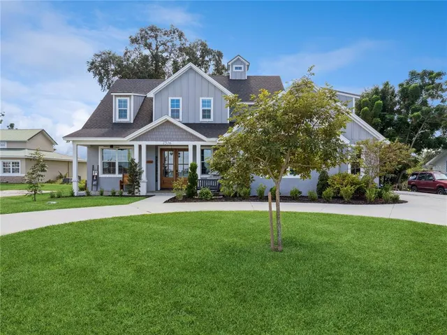 $750,000 | 1516 Lake Howard Drive Southwest, Winter Haven, FL 33880