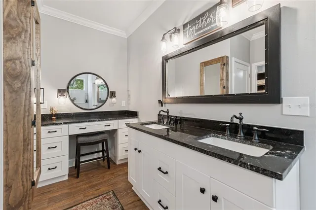 $750,000 | 1516 Lake Howard Drive Southwest, Winter Haven, FL 33880