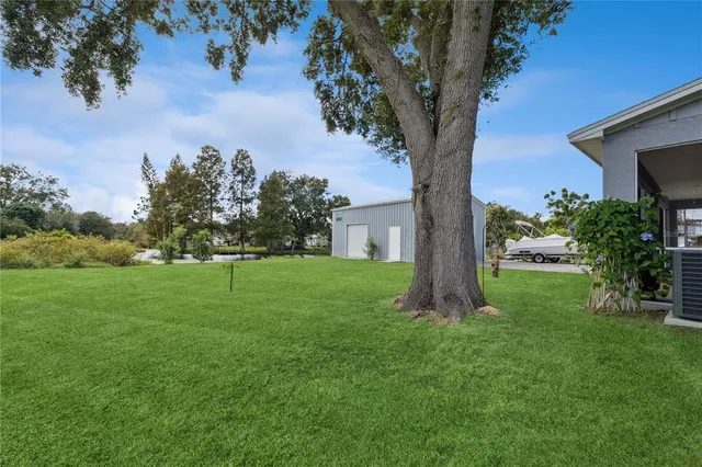 $750,000 | 1516 Lake Howard Drive Southwest, Winter Haven, FL 33880