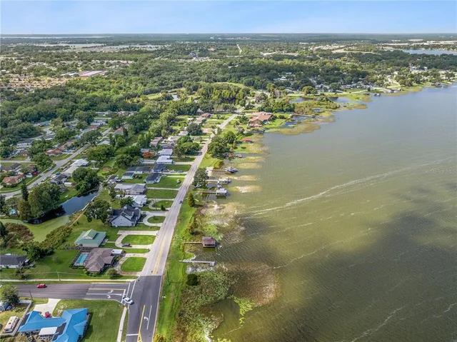 $750,000 | 1516 Lake Howard Drive Southwest, Winter Haven, FL 33880