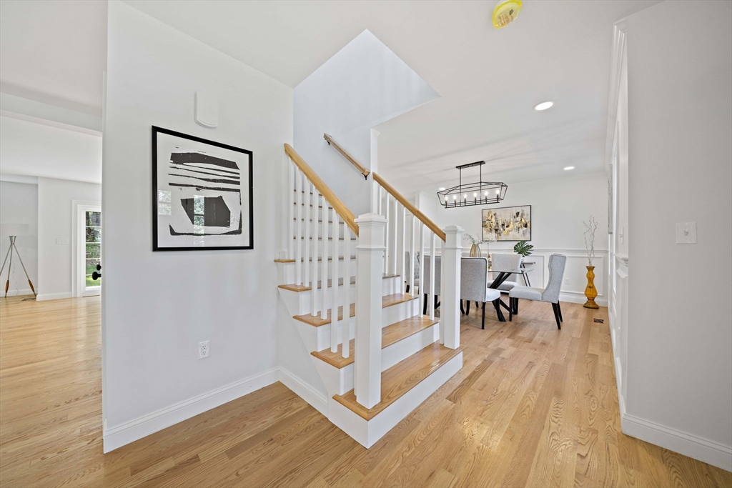 5 Clarendon Holbrook, MA 02343 - Photo 17 of 40