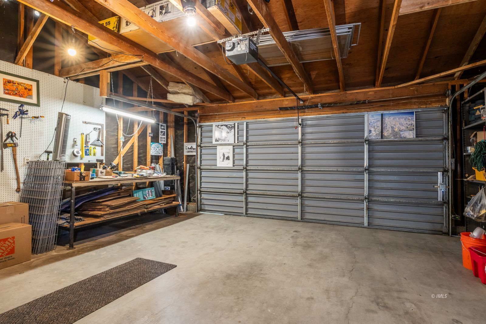 110 Mill Creek Road Bishop, CA 93514 - Photo 32 of 33 Garage