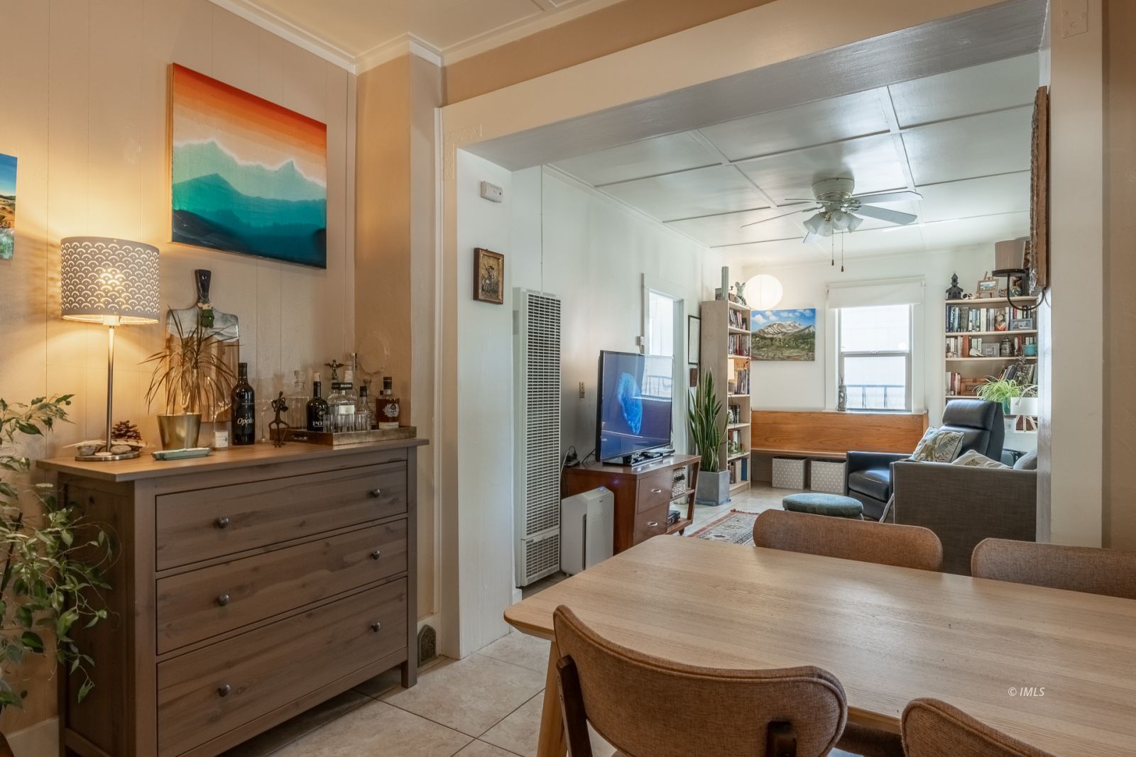 110 Mill Creek Road Bishop, CA 93514 - Photo 7 of 33 Living Area