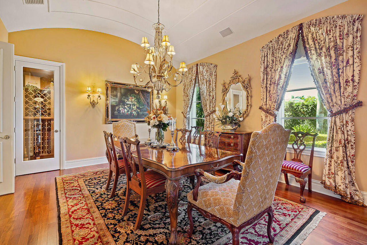 10380 Prestwick Road Boynton Beach, FL 33436 - Photo 15 of 51 Diningroom