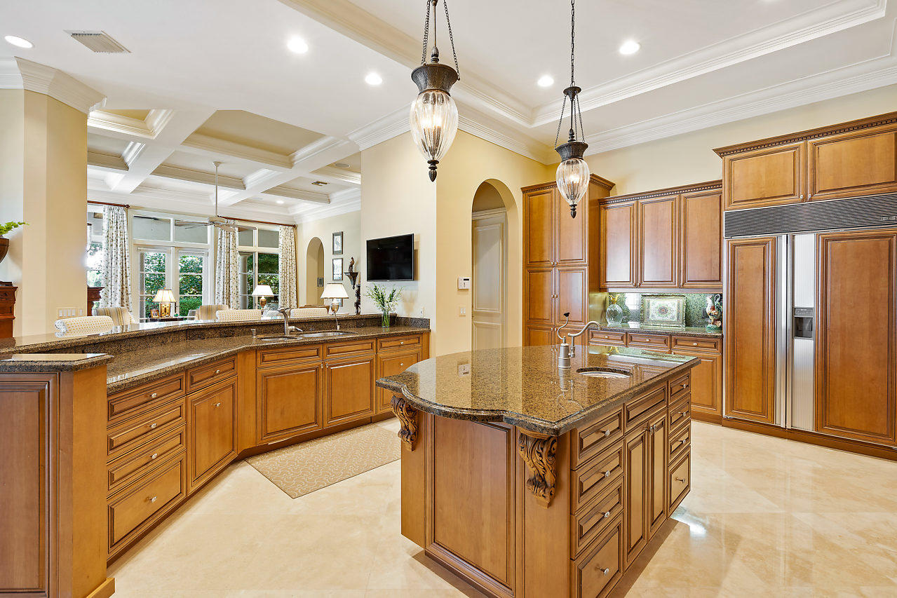 10380 Prestwick Road Boynton Beach, FL 33436 - Photo 25 of 51 Kitchen 2