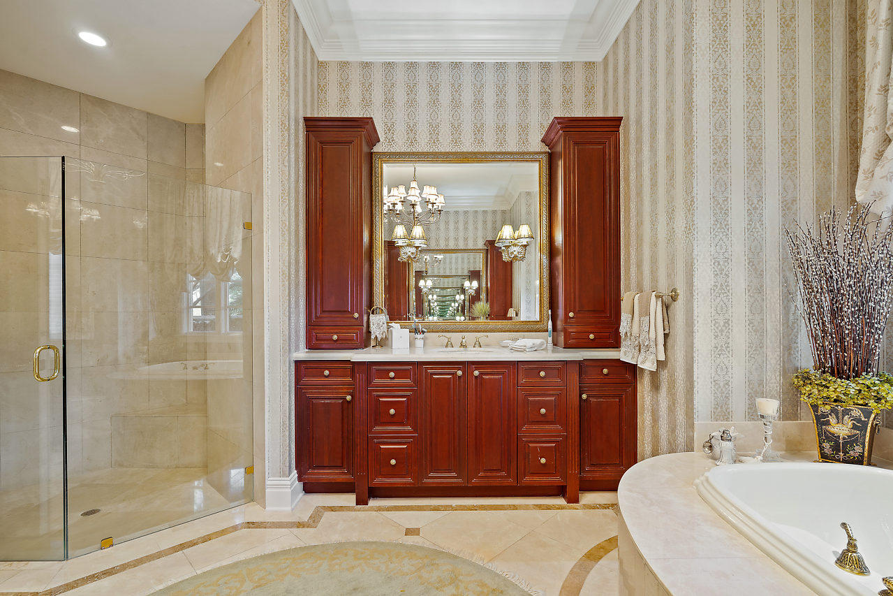 10380 Prestwick Road Boynton Beach, FL 33436 - Photo 34 of 51 Master Vanity