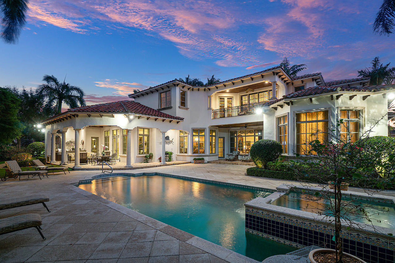 10380 Prestwick Road Boynton Beach, FL 33436 - Photo 40 of 51 Patio Dusk