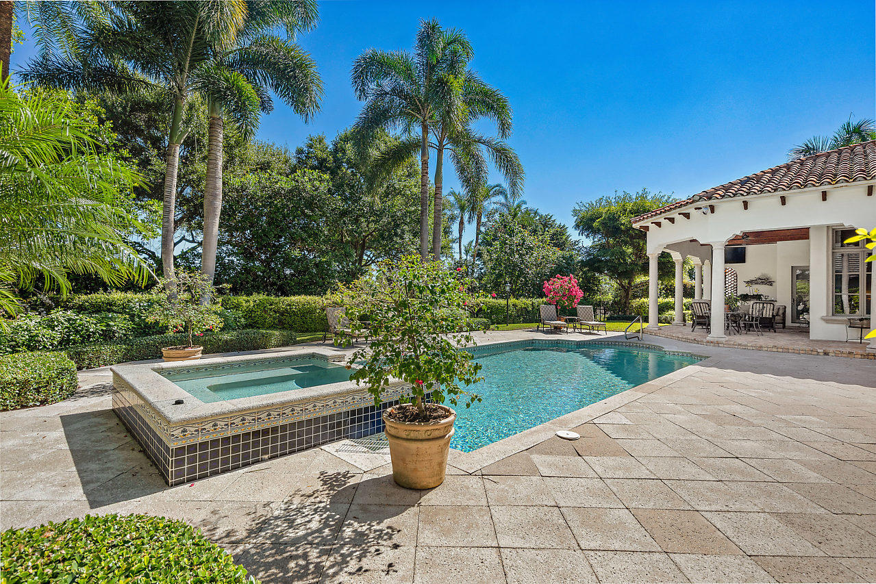10380 Prestwick Road Boynton Beach, FL 33436 - Photo 45 of 51 Spa