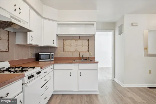 $587,000 | 2855 East Thompson Street, Philadelphia, PA 19134