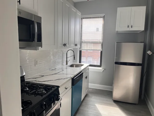 $229,000 | 680 John F. Kennedy Boulevard, Unit 301, Bayonne, NJ 07002