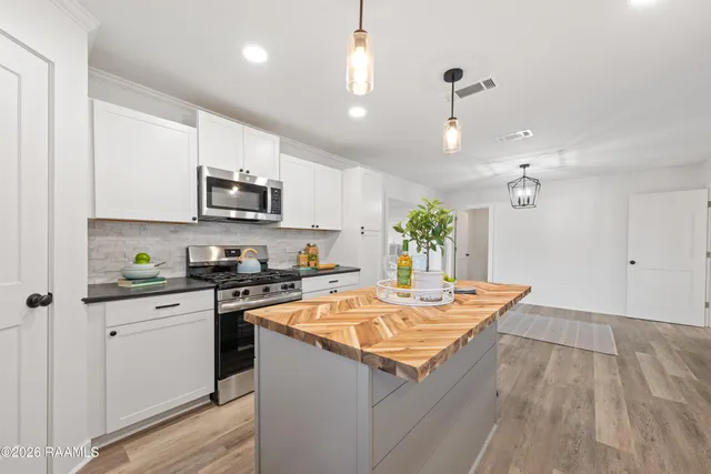 $282,500 | 1210 Trotter Street, New Iberia, LA 70563