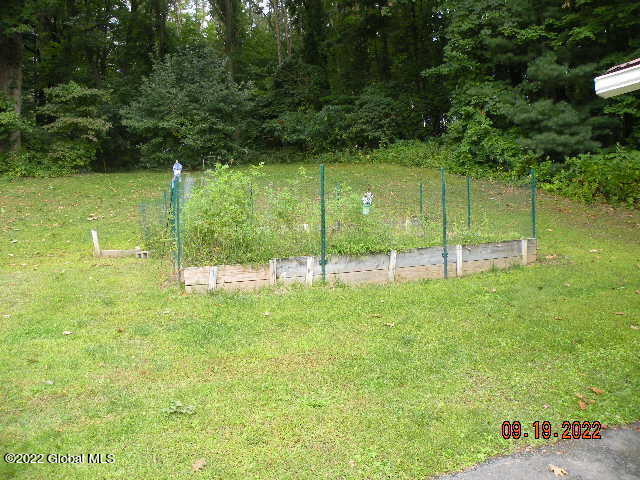 77 Old Canal Road Halfmoon, NY 12065 - Photo 35 of 50 DSCN0361