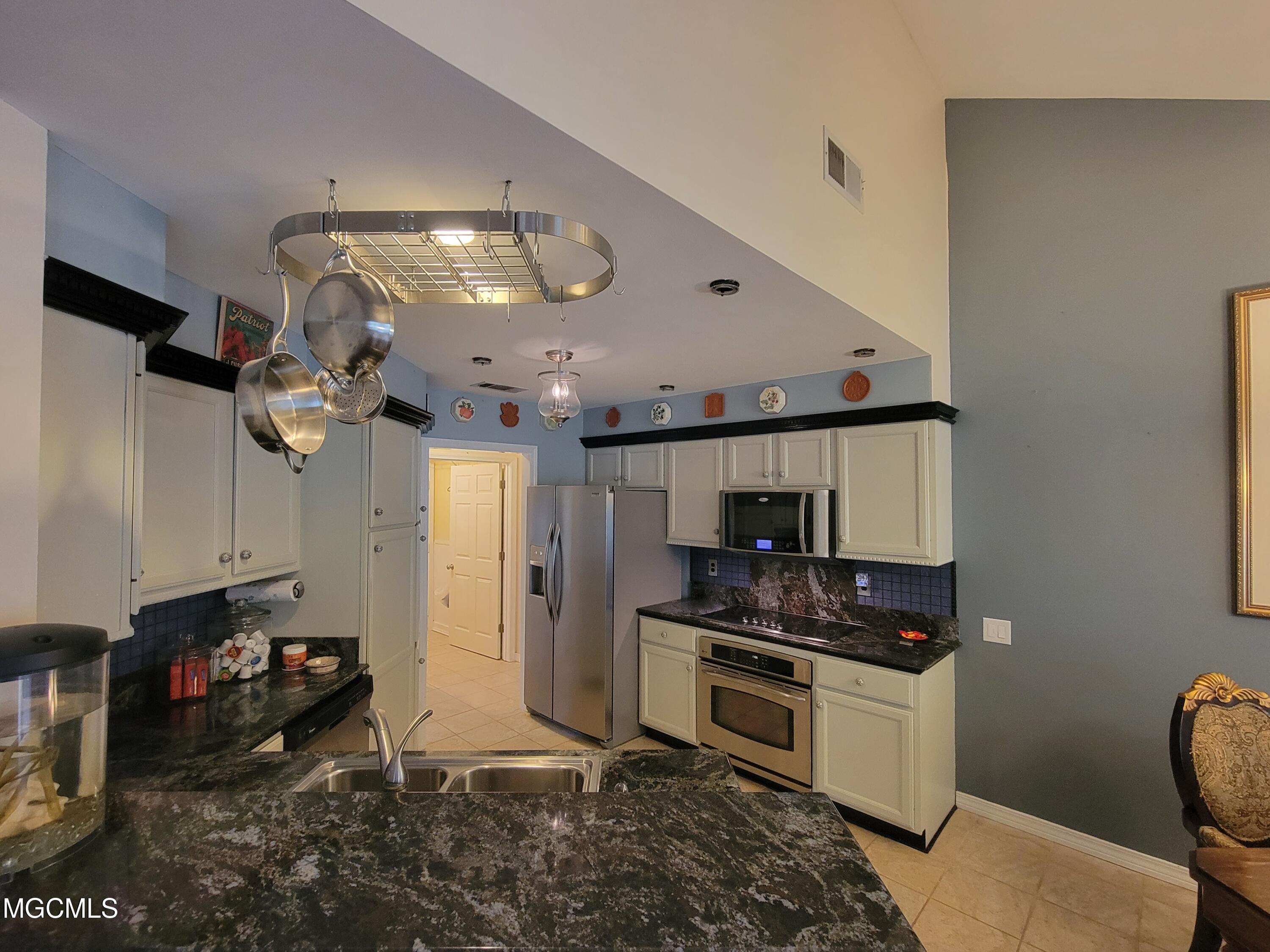 9492 Op La Way Diamondhead, MS 39525 - Photo 12 of 29 20210916_110937