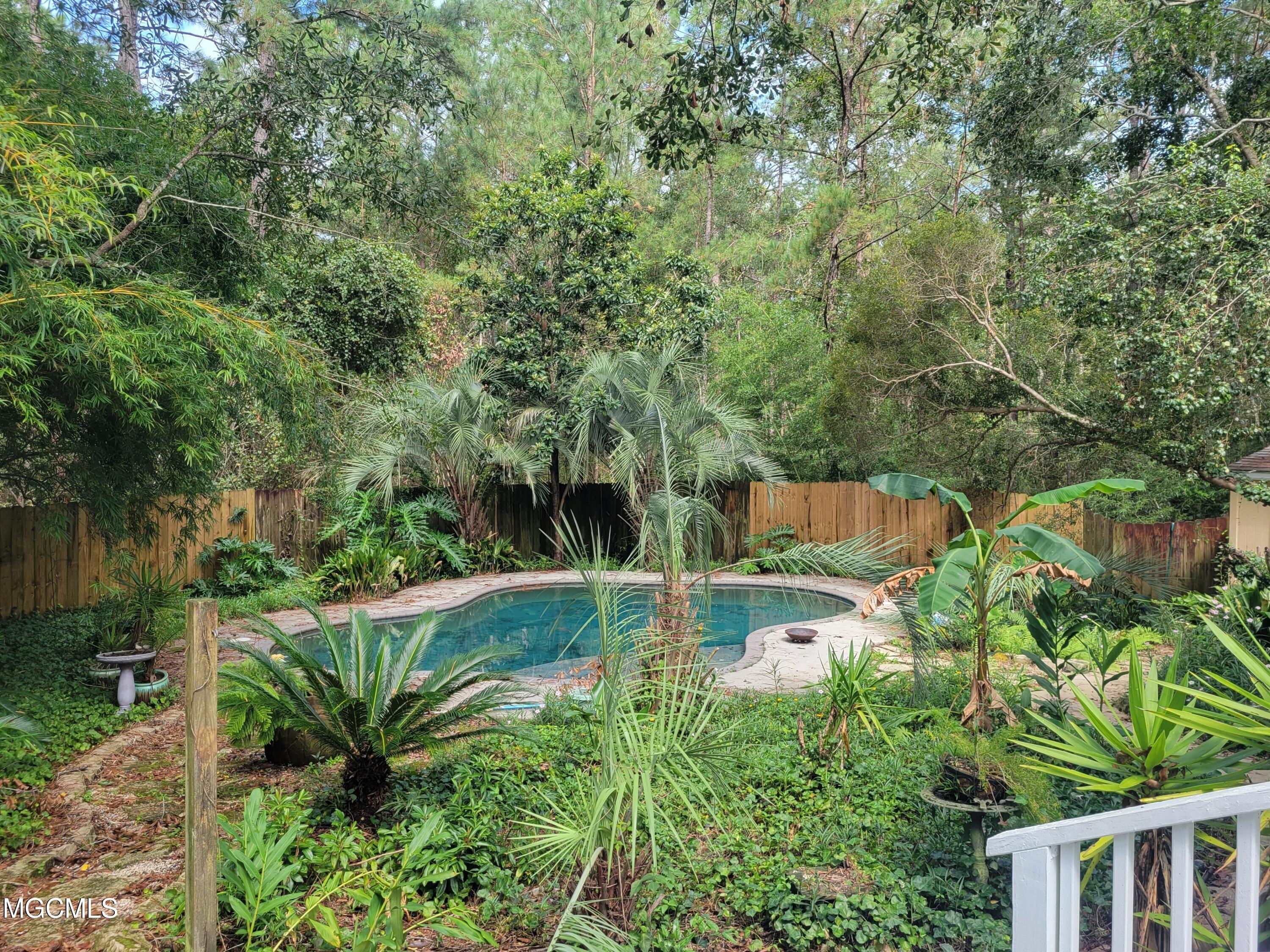 9492 Op La Way Diamondhead, MS 39525 - Photo 2 of 29 20210916_110306