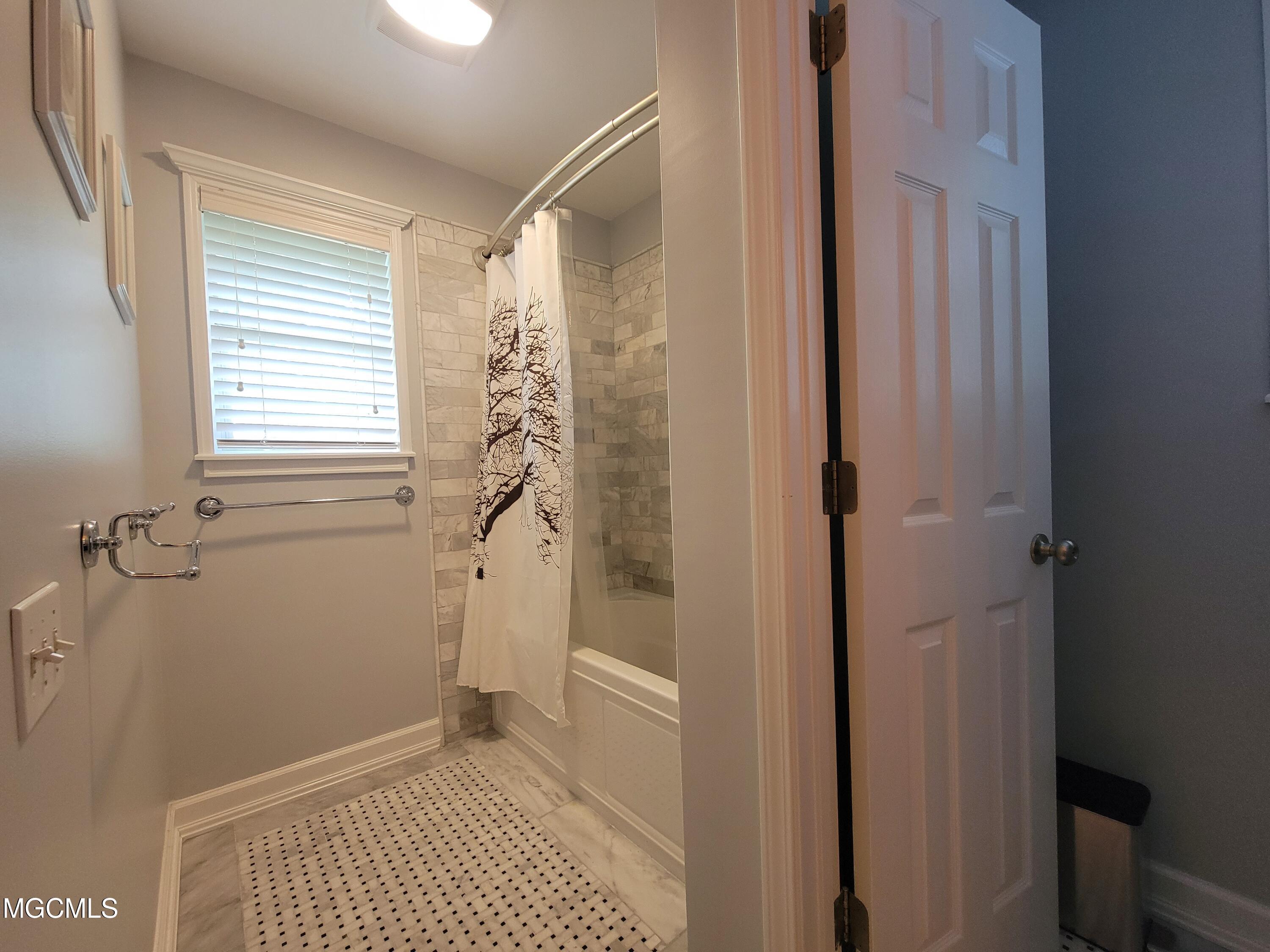 9492 Op La Way Diamondhead, MS 39525 - Photo 22 of 29 20210916_111058