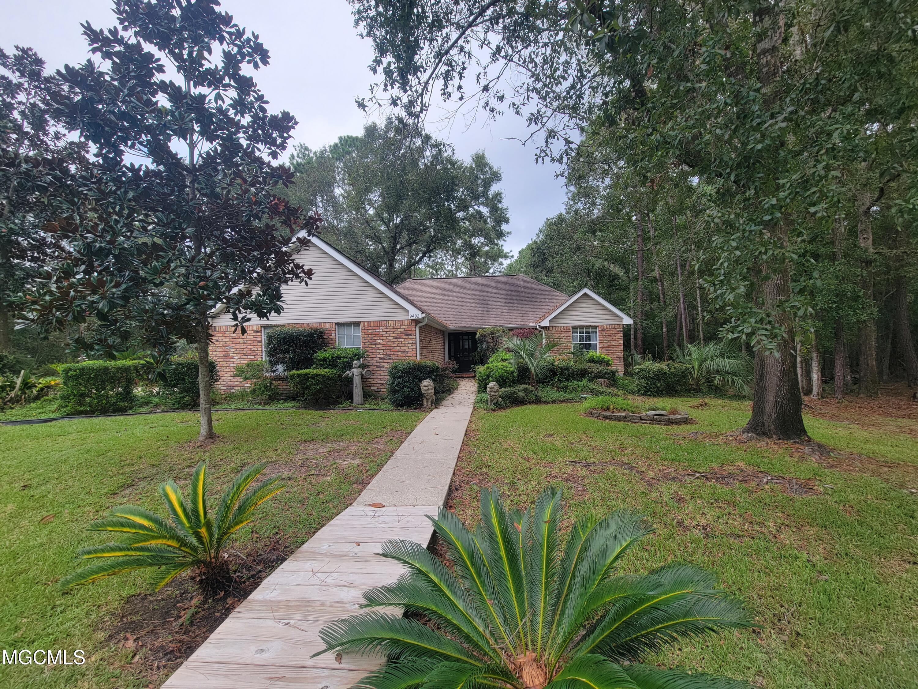 9492 Op La Way Diamondhead, MS 39525 - Photo 4 of 29 20210916_104040