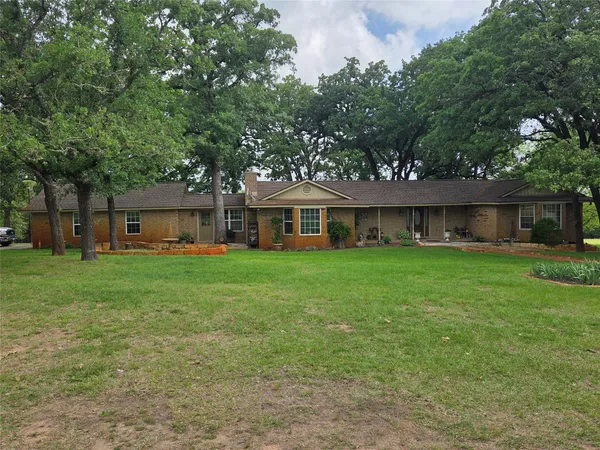 913 Cr 237 Cameron Tx 76520, Cameron, TX 76520
