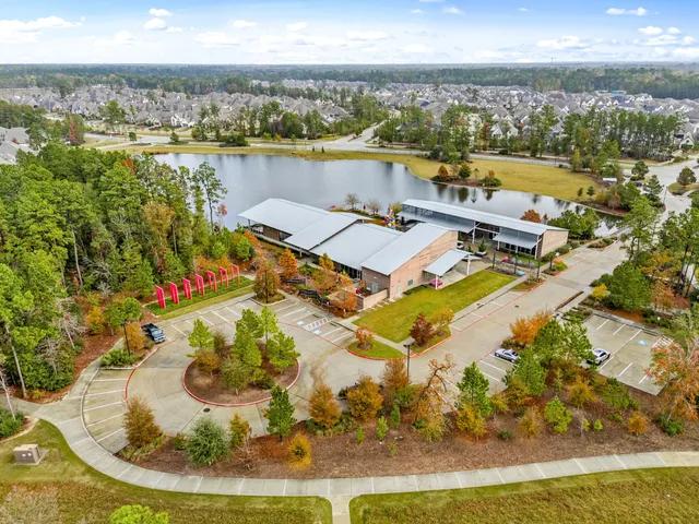 $550,000 | 15500 Leopard Lily Lane, Conroe, TX 77302