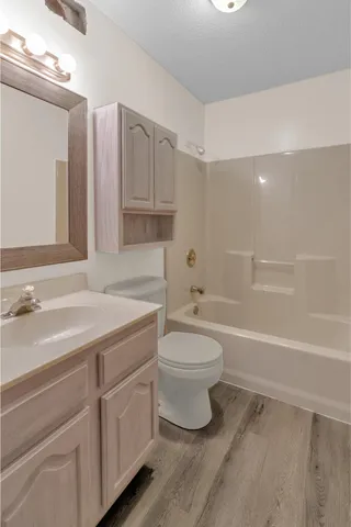 $299,900 | 1242 32nd St Circle South, Moorhead, MN 56560