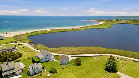 $2,998,000 | 3 Richmond Pond Drive, Westport, MA 02790
