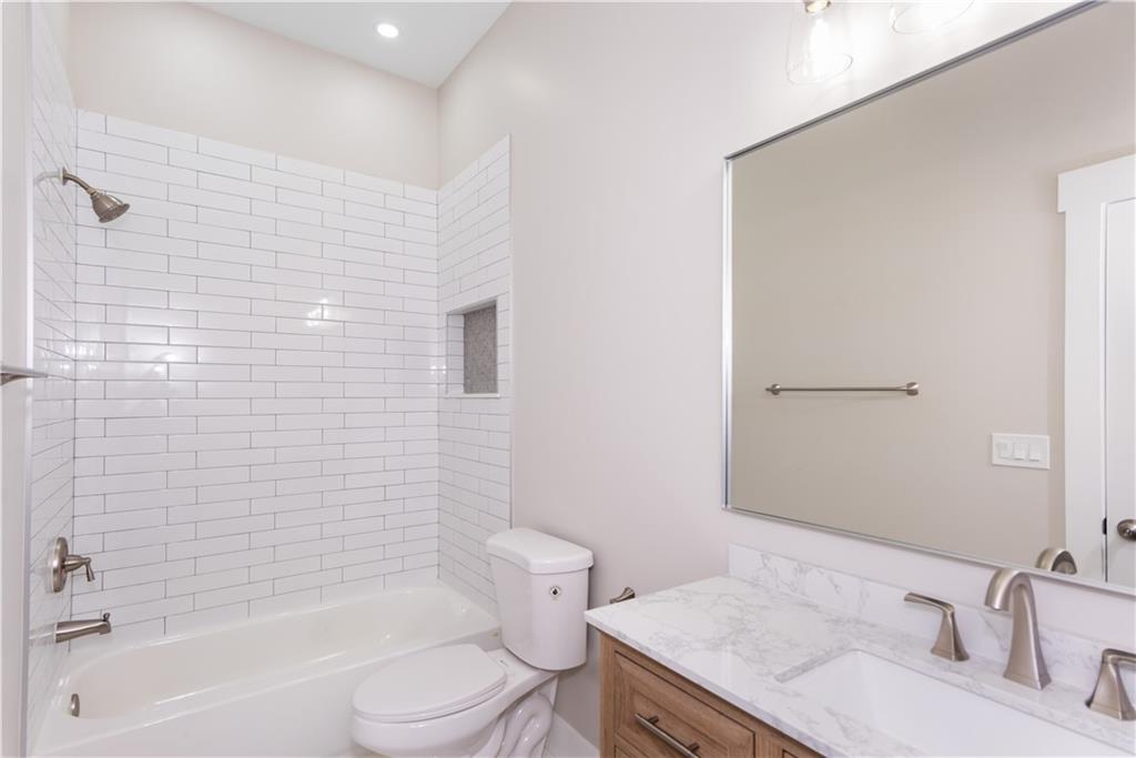 3286 Bachelor Street East Point, GA 30344 - Photo 10 of 45