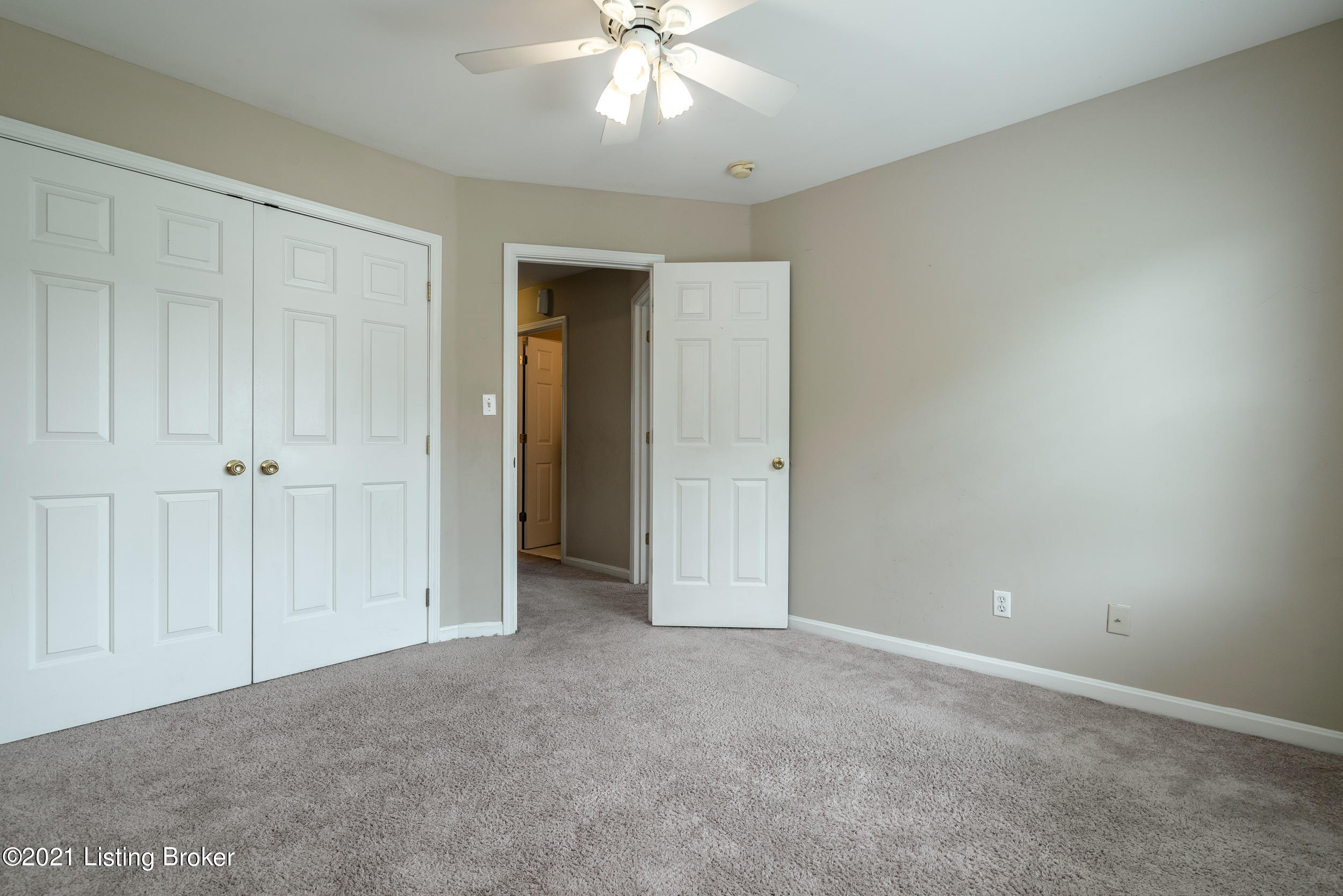 3018 Sprowl Road Louisville, KY 40299 - Photo 37 of 48 3018 Sprowl Road-40