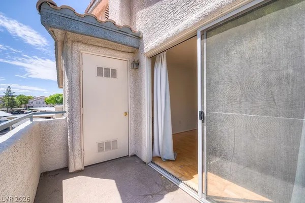 $1,351 | 3060 Casey Drive, Unit 201, Las Vegas, NV 89120