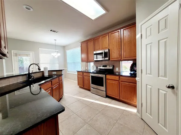 $2,900 | 2752 Stallion Drive, Little Elm, TX 75068